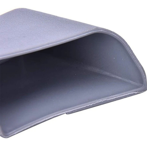 תיק אחסון דבק לרכב – קומפקטי ונוח