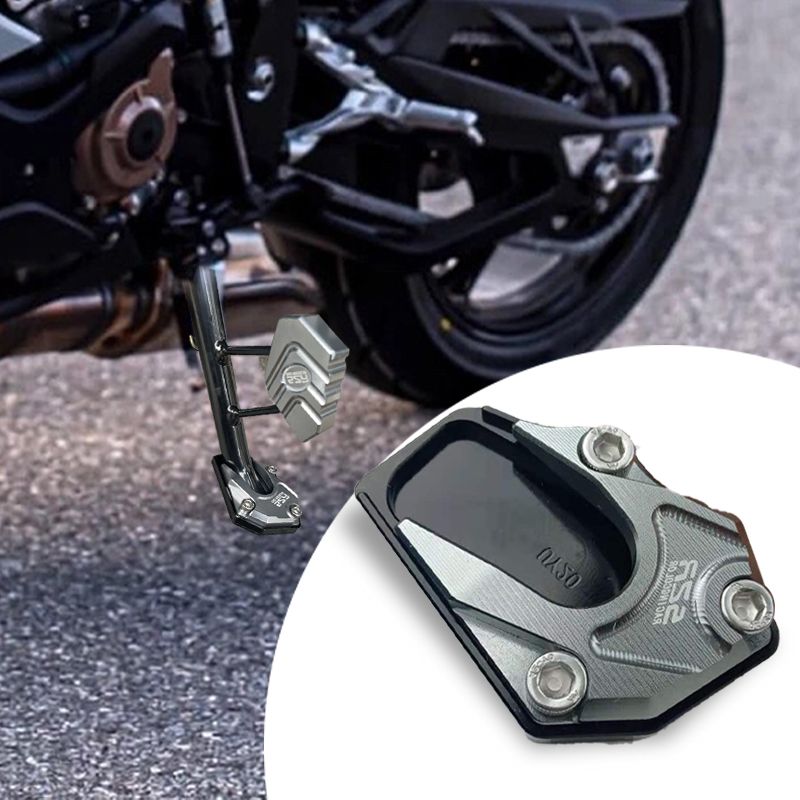 Stojan na motocykly a koloběžky — stabilní a praktický 