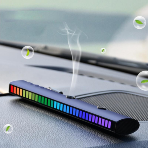Difuzér vůní Auto – LED osvětlení a čerstvost na palubě 