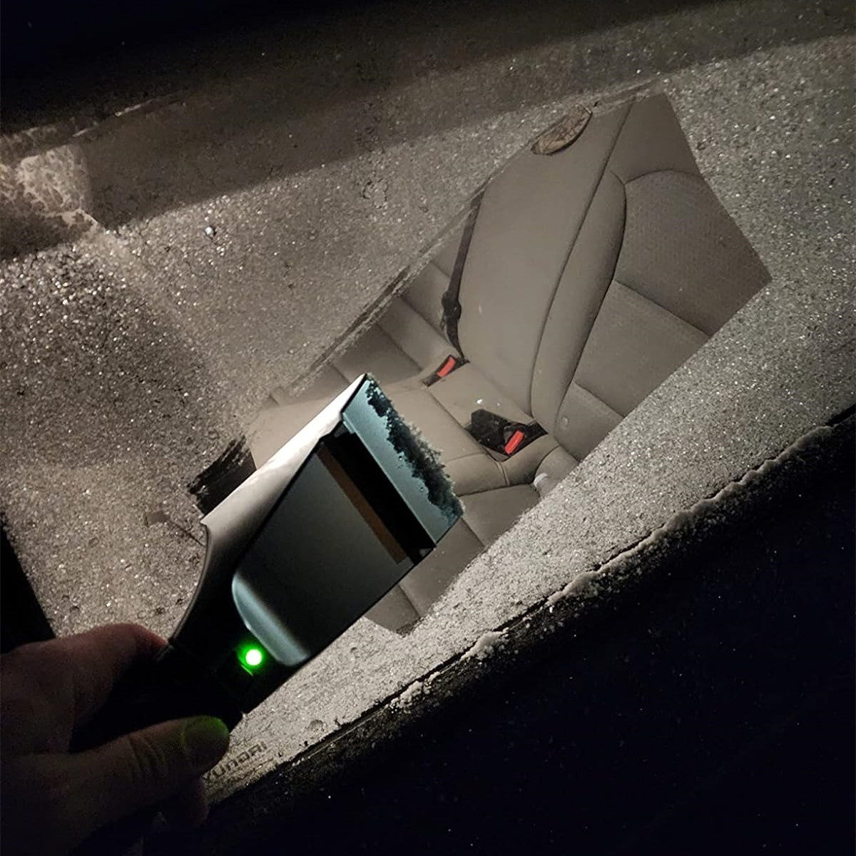 Ηλεκτρική Ξύστρα Παρμπρίζ 12V — Διαυγές Παρμπρίζ Σε Λίγα Λεπτά 